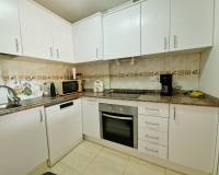 Wederverkoop - Apartment - Daya Nueva