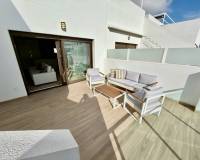 Wederverkoop - Apartment - Orihuela Costa - Vistabella Golf