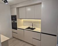 Wederverkoop - Apartment - Torrevieja - Playa del Acequion