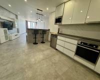 Wederverkoop - Apartment - Torrevieja - Puerto Deportivo