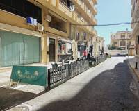 Wederverkoop - commercial property - Guardamar Del Segura - CENTRO