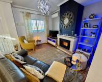 Wederverkoop - Villa - Guardamar Del Segura - El Raso