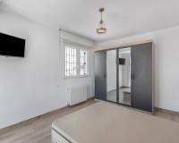 Wederverkoop - Villa - Torrevieja - Aguas Nuevas