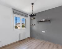 Wederverkoop - Villa - Torrevieja - Aguas Nuevas