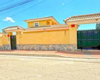 Wederverkoop - Villa - Torrevieja - Los Balcones - Los Altos del Edén