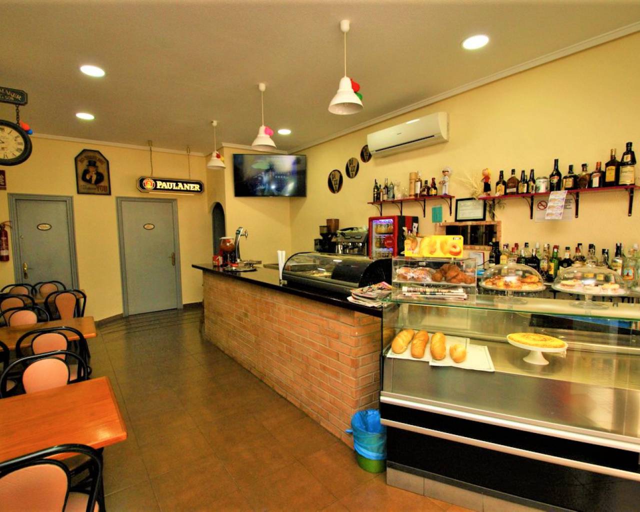 Resale - commercial property - Torrevieja - Acequion