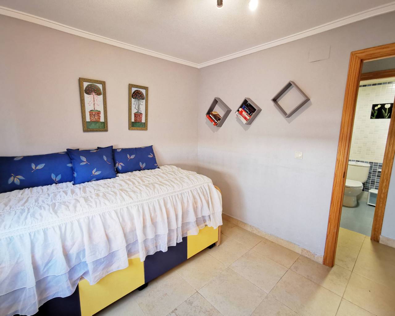 Resale - Apartment * Flat - Guardamar Del Segura - SUP-7 & Port Area